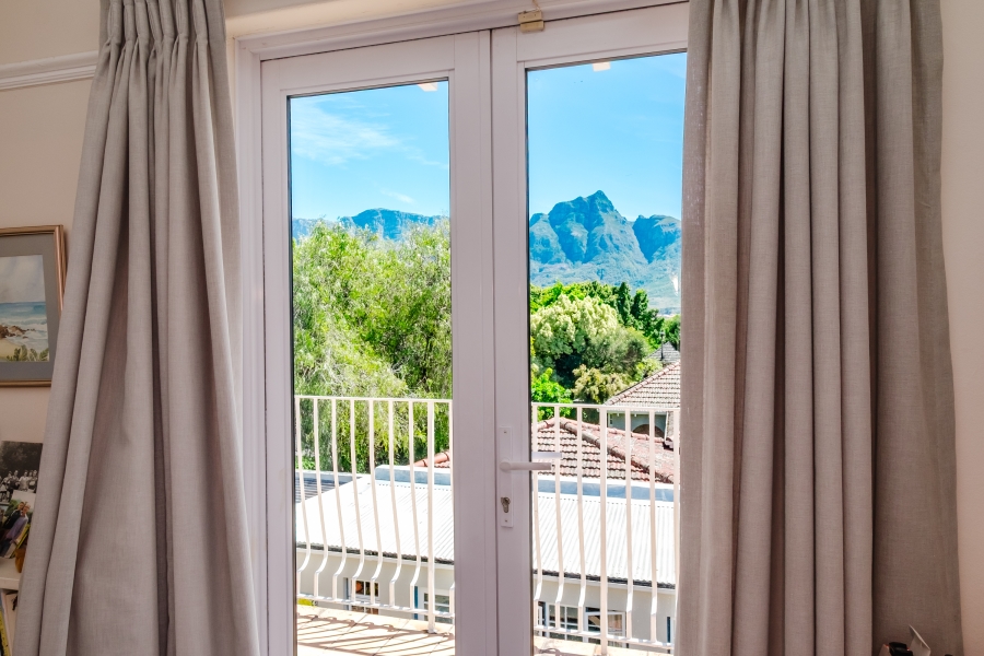 3 Bedroom Property for Sale in Rondebosch Western Cape